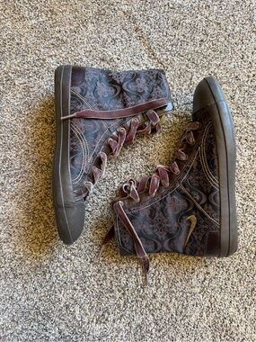 Nike Women's Sixton High-Top Sneakers Mid Paisley Velvet Laces Size 9